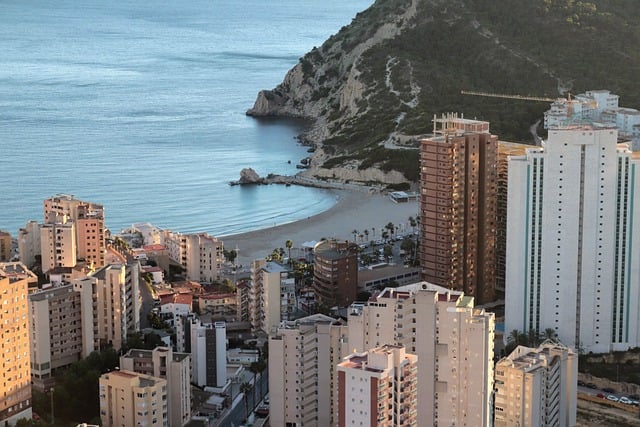 Wie viele Ausländer gibt es in Benidorm?