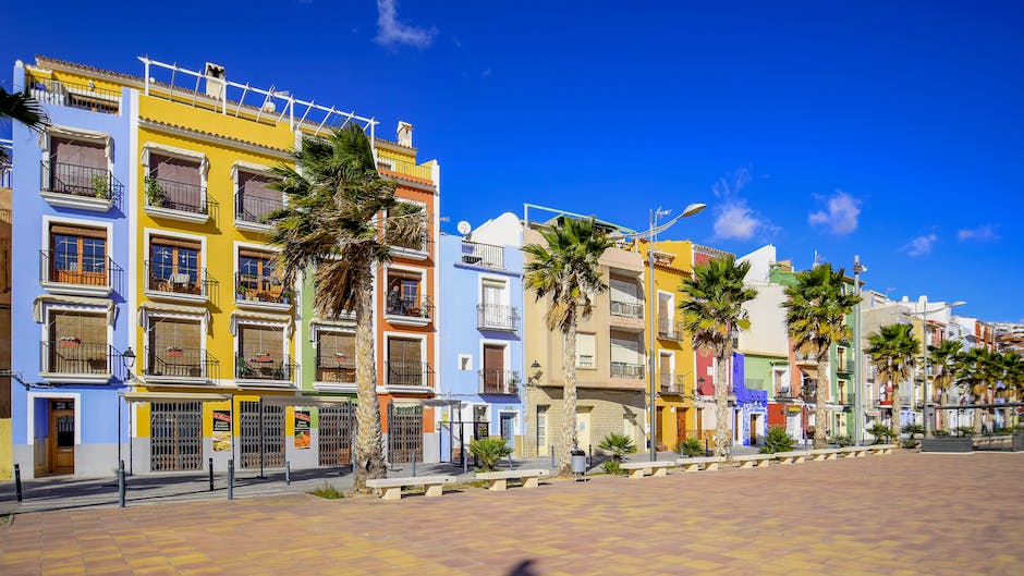 Wie heißt die Küste von Alicante in Valencia